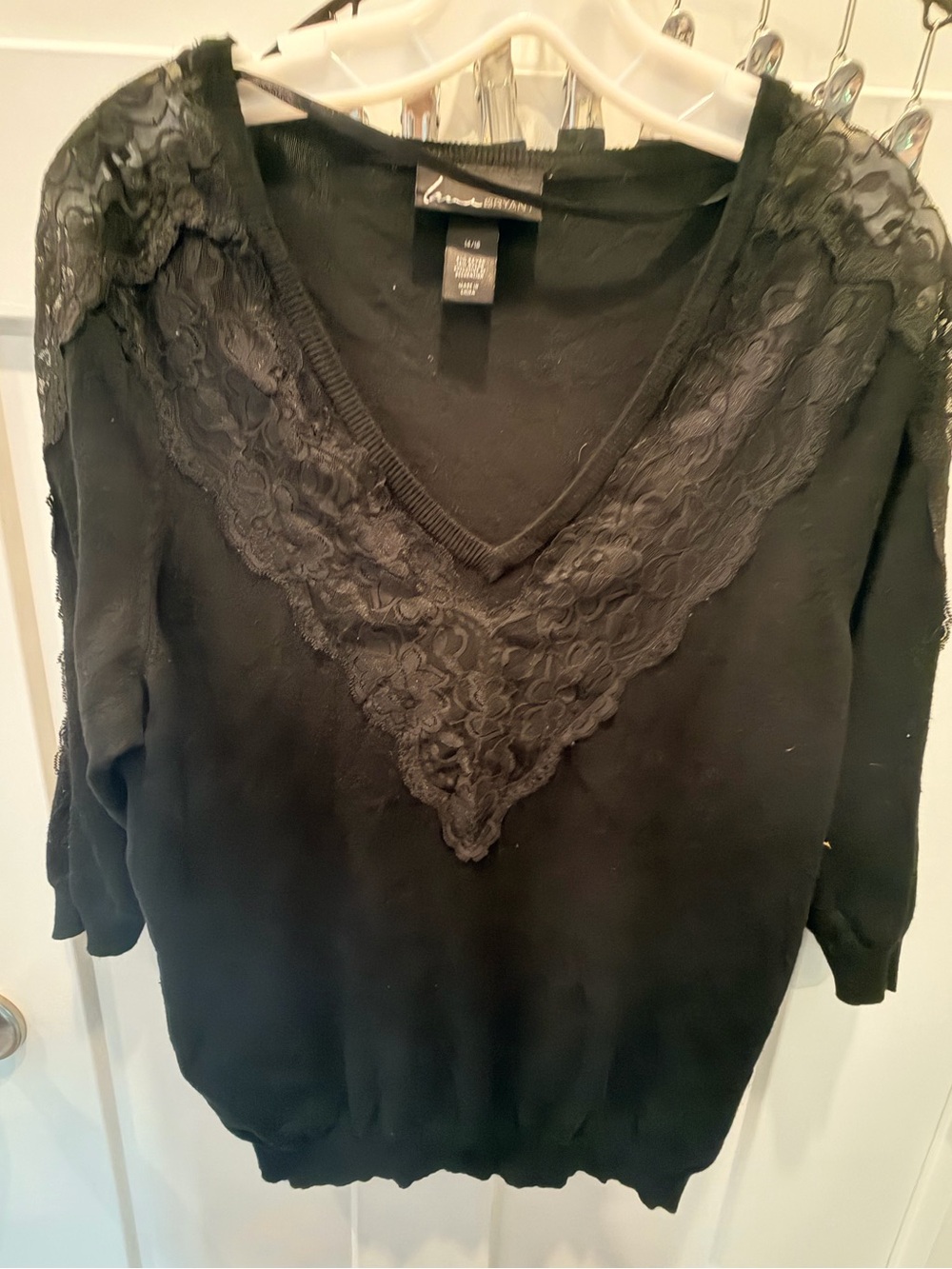 Lane Bryant 14/16 Black Lace V Neck 3/4 Sleeve Sweater Top Plus Size